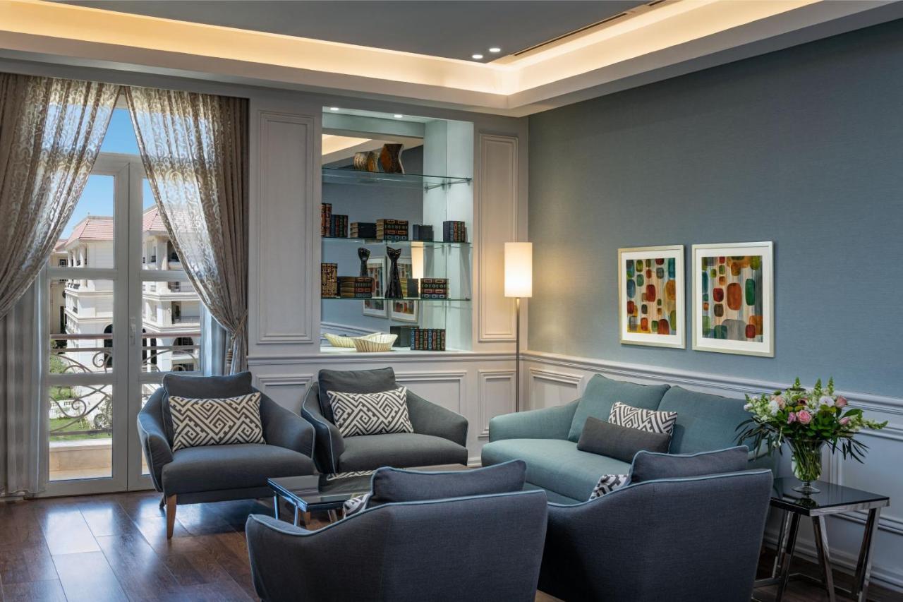 Hotel The St Regis New Capital Il Cairo Esterno foto The Library at the Four Seasons Hotel, Istanbul
