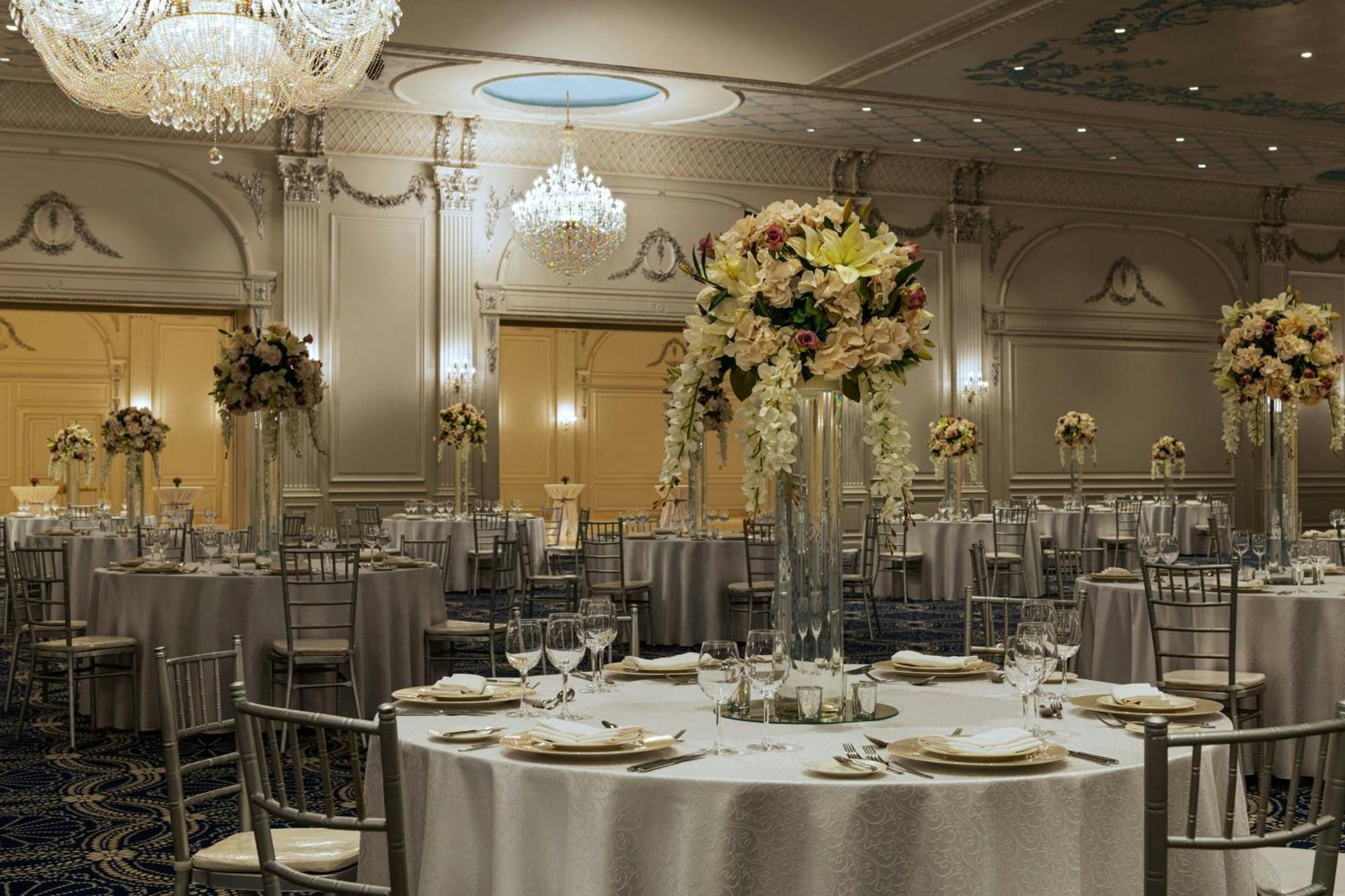Hotel The St Regis New Capital Il Cairo Esterno foto The Grand Ballroom