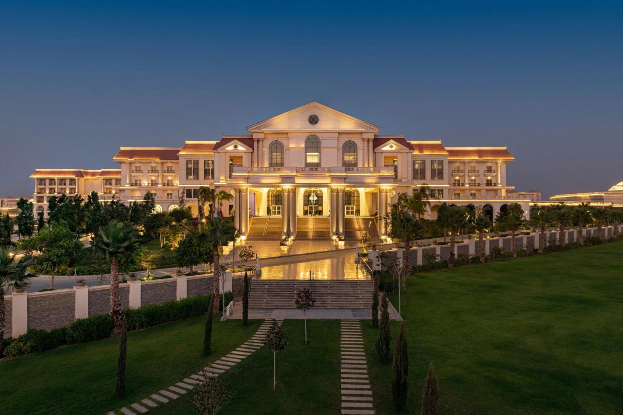 Hotel The St Regis New Capital Il Cairo Esterno foto The Leela Palace, New Delhi
